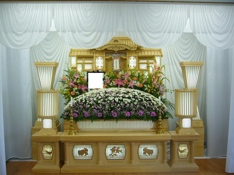 b2-1　祭壇